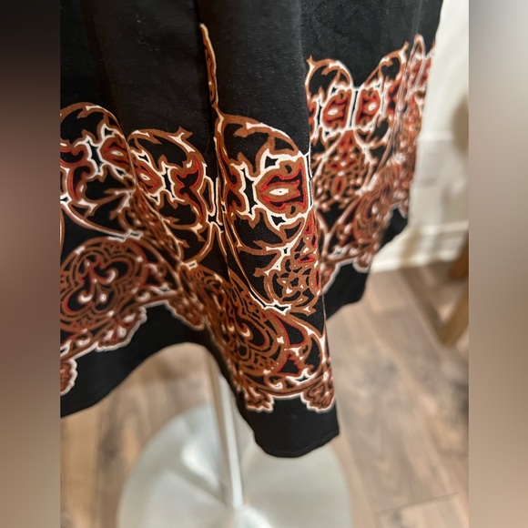 Le Chateau dress - Picture 2 of 5